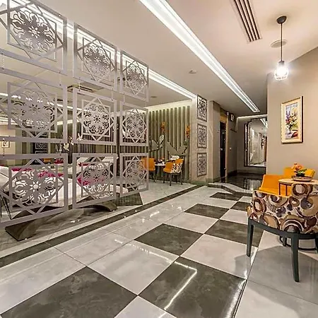 Hotel Royal Capital Cekirge 3*